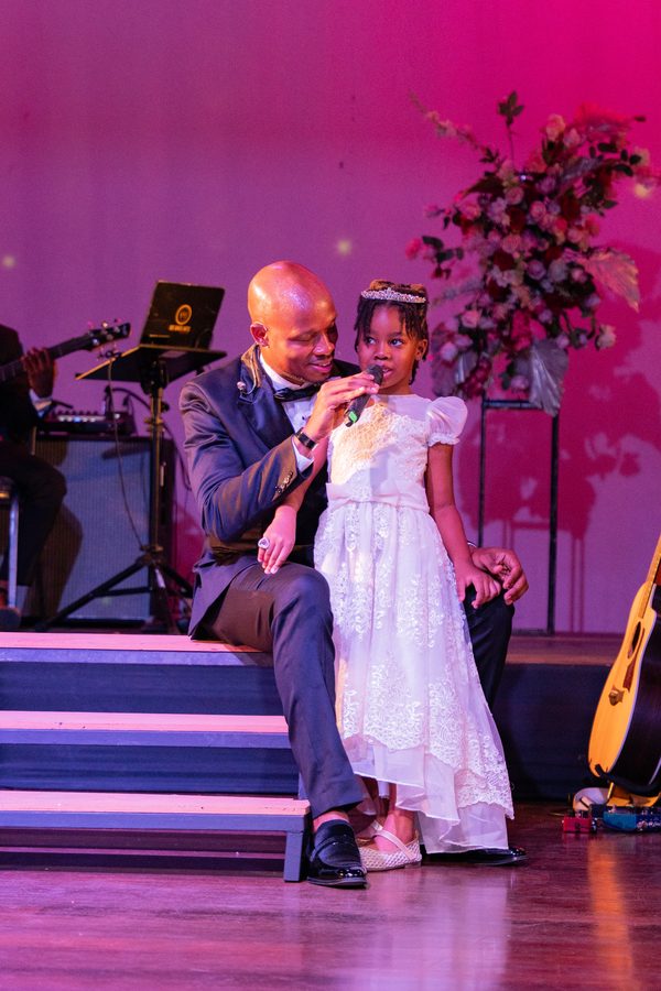 Verlando with daughter